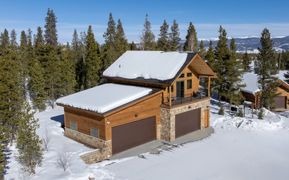 1585 Moose Run