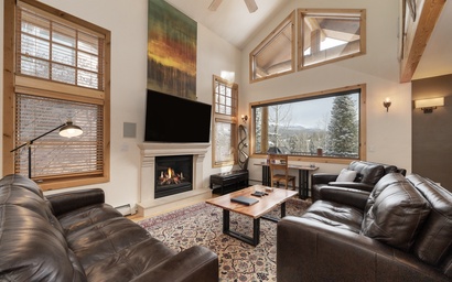 12 Yukon Lane Townhome