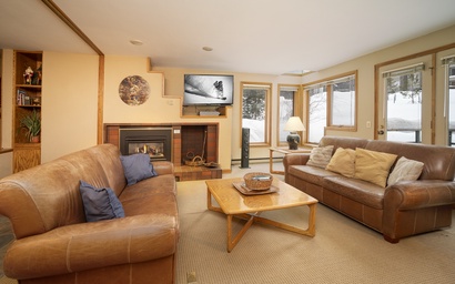 Iron Horse Building J Unit 1309