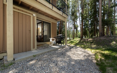 Beaver Village Unit #0111 4