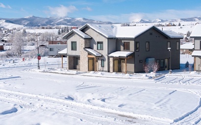 Featured Property 103 Granby Meadow Dr