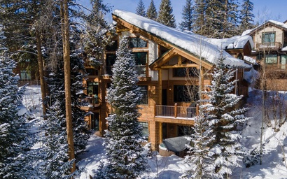 12 Yukon Lane Townhome