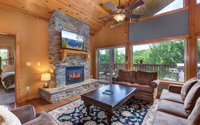Golden Oak Lodge
