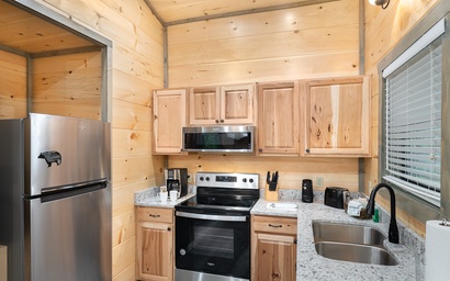 Eagle's Nest Hideaway 9