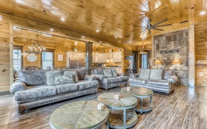 The Great Dogwood Manor 5