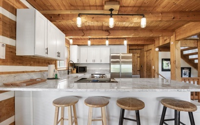 Mountain Grace Lake Retreat 6