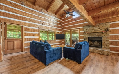 Mountain Grace Lake Retreat 4