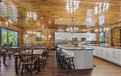 The Big Oak Lodge 10