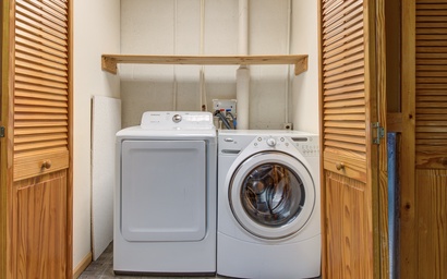 Country Cabin in the City 7