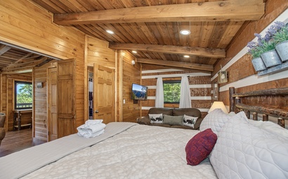 Vixen Overlook Lodge 9