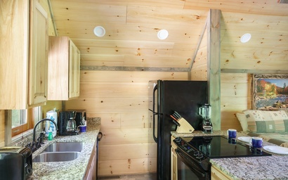 Lil' Smoky Studio 10