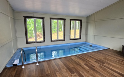 Cardinal Pool Cabin 3