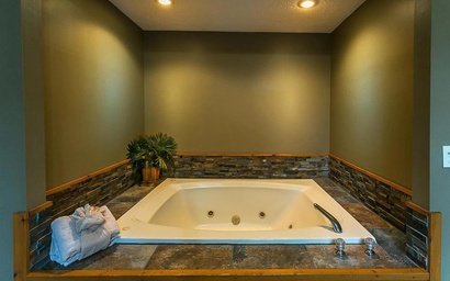 Biltmore Escape 5