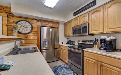 Lil Smoky Mountain Retreat 5