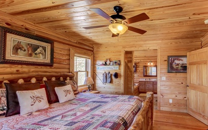 Giddy Up Cabin 7