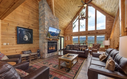 Dancing Bear Lodge