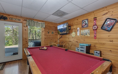 Hilltop Bearadise 10