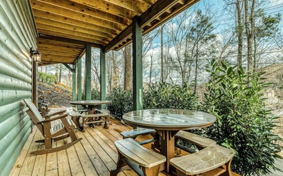 The Great Dogwood Manor 2