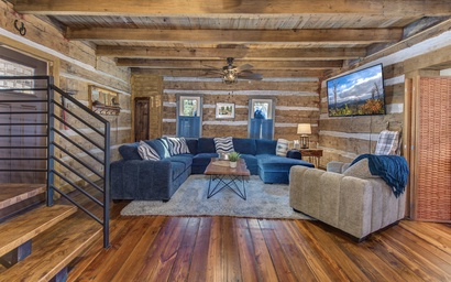 Cricket Hollow Lodge 2