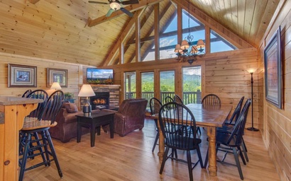 Eagles Point Lodge 9