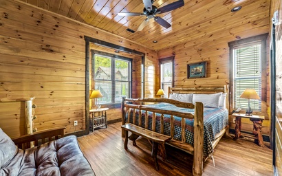 The Majestic Pine Retreat 8