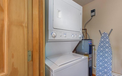 Eagles Point Lodge 10