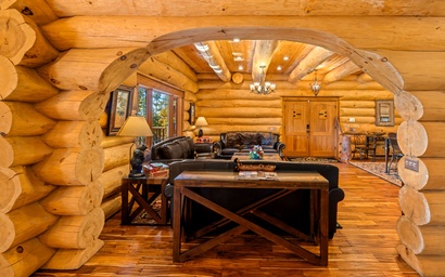 Luxe Bear Lodge 8