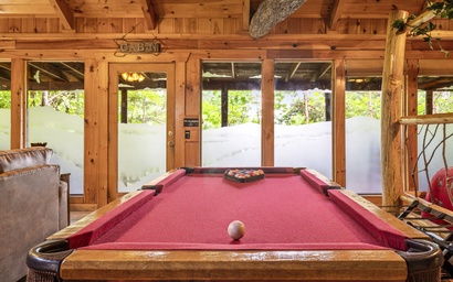 Gatlinburg Enchanted Treehouse 7