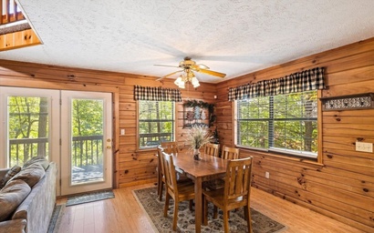 Lil Smoky Mountain Retreat 6