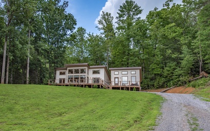 Cardinal Pool Cabin 2