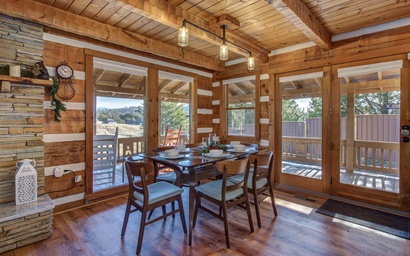 Mountain Grace Lake Retreat 6