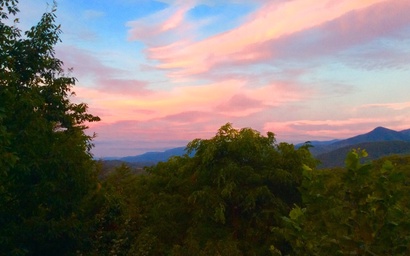 Smoky's Grand View 6