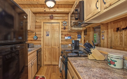 Giddy Up Cabin 6