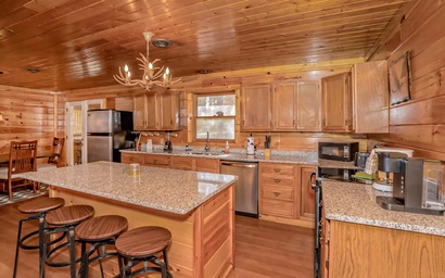 Country Cabin in the City 7