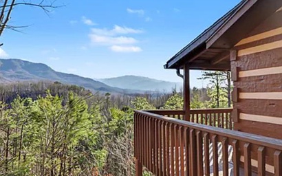 Vixen Overlook Lodge 9