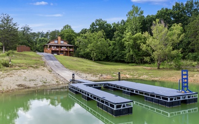Mountain Grace Lake Retreat