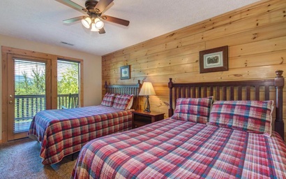 Eagles Point Lodge 9