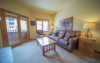 Arapahoe Lodge 8116 3