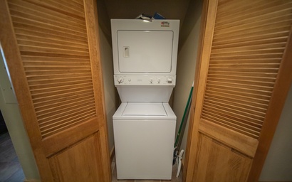 Red Hawk Townhomes 2345 24