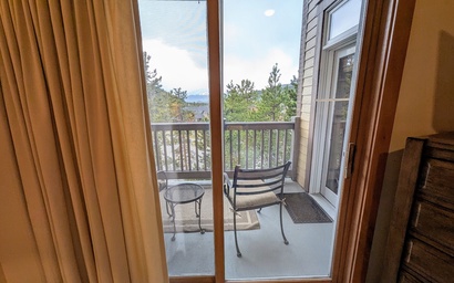 Expedition Station 8634 16