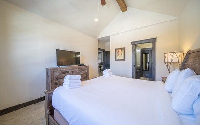 Alders 854 Independence Rd 15