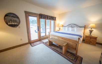 Chateaux DuMont 2703 9