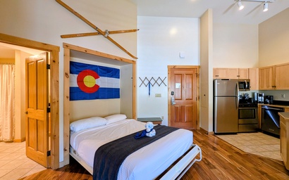 Dakota Lodge 8530 13