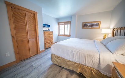 Expedition Station 8614 15