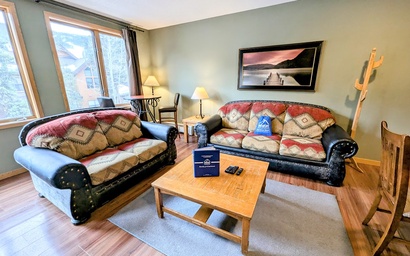 Gateway Lodge 5030 3