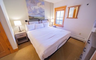 Expedition Station 8610 11