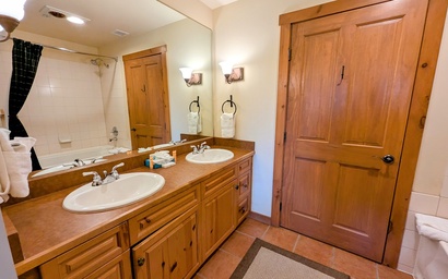 Expedition Station 8634 25