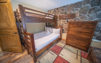 Chateaux DuMont 2703 19