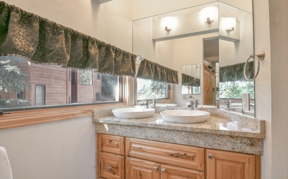 Tennis Townhomes 1319 17