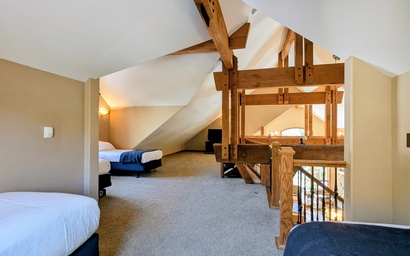 Keystone Retreat 33 43